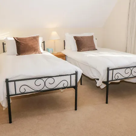 Hazeldene * ウィットビー