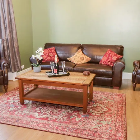 Hazeldene Holiday home *